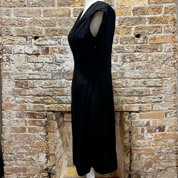 Banana Republic little black dress! - Picture 5 of 8